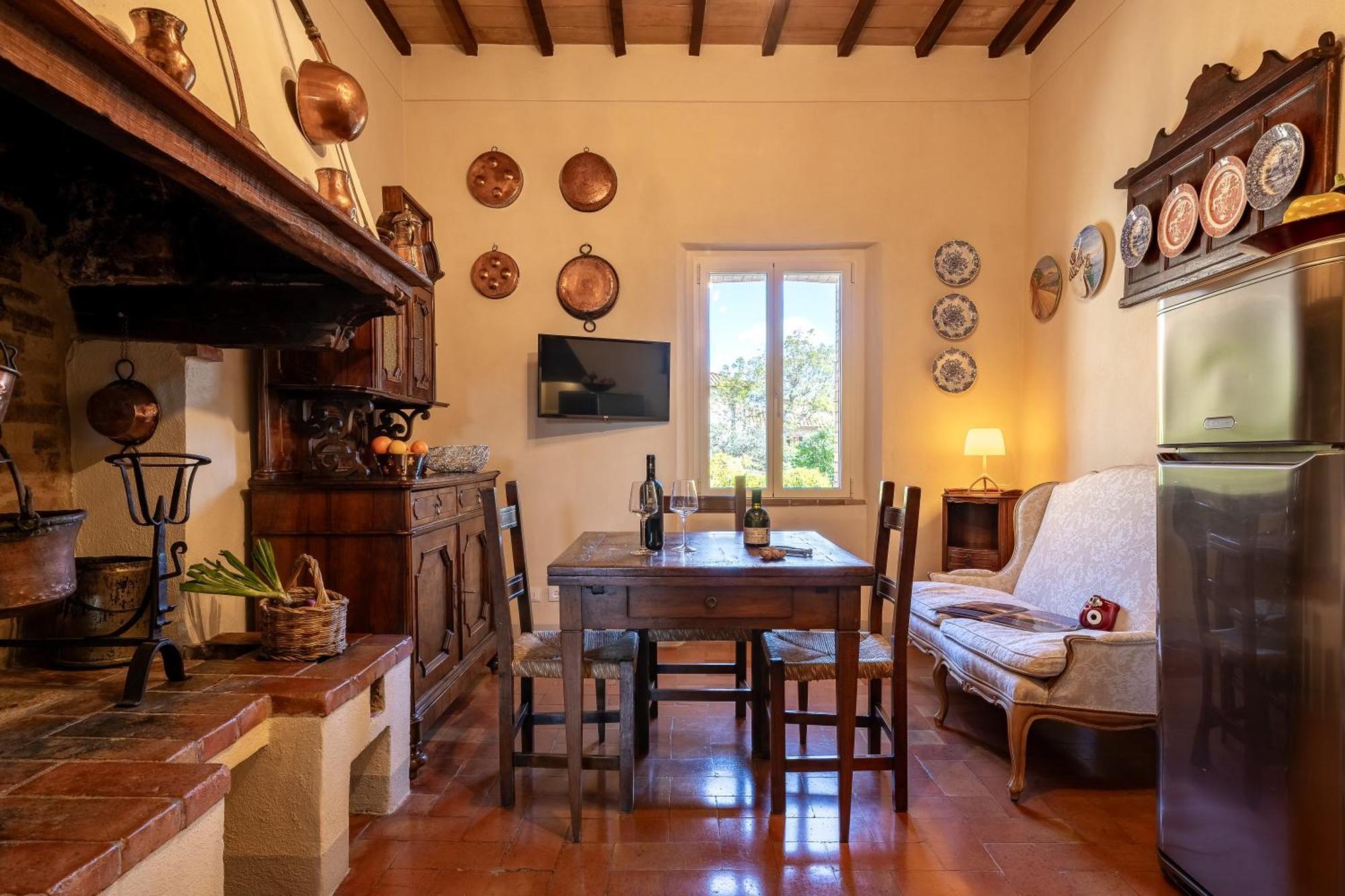 In The Historical Village With Garden Pienza, Siena Apartment *