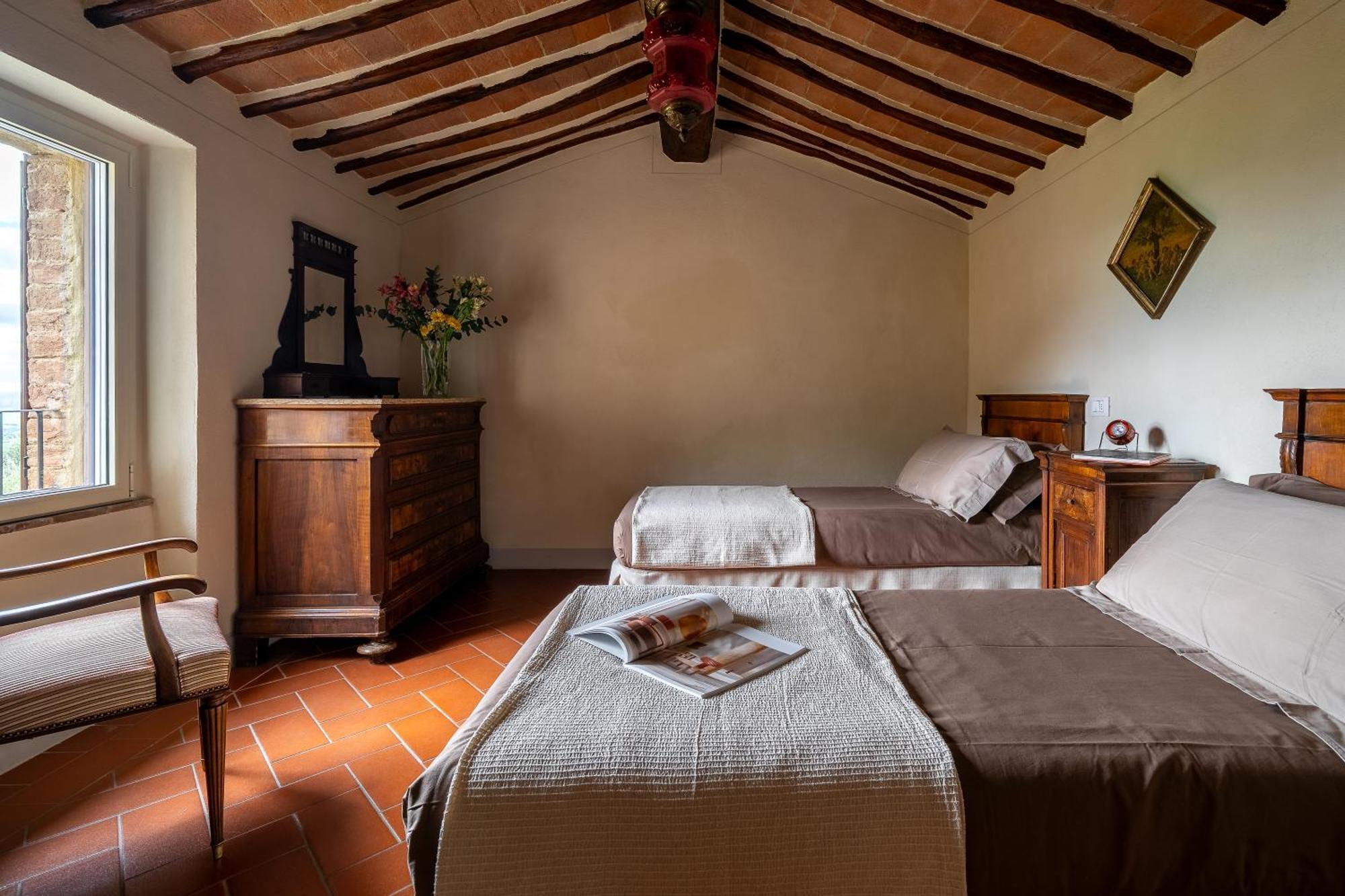 In The Historical Village With Garden Pienza, Siena Apartment Monticchiello